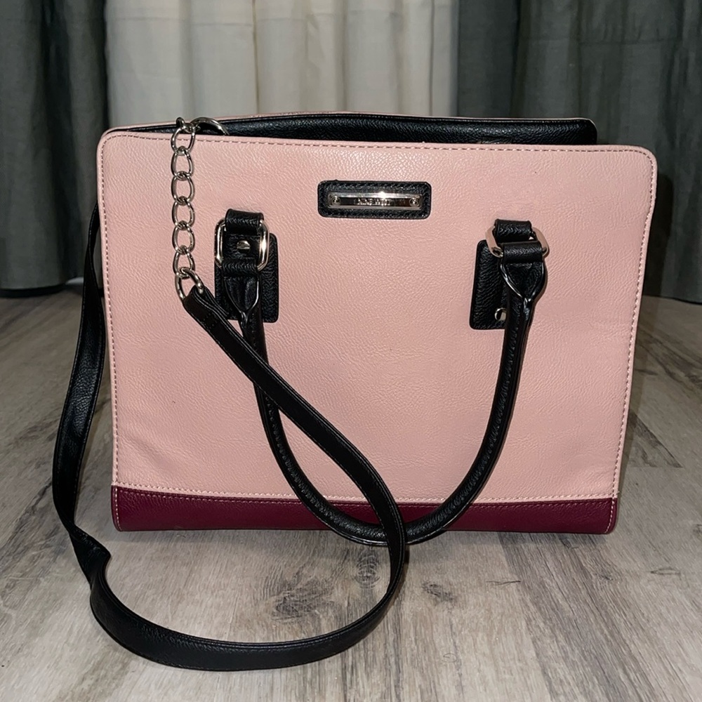 Nine West satchel purse!
